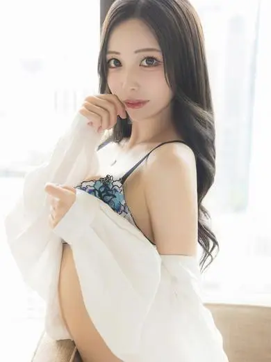 新大久保ウルトラプラチナム 星宮かすみ